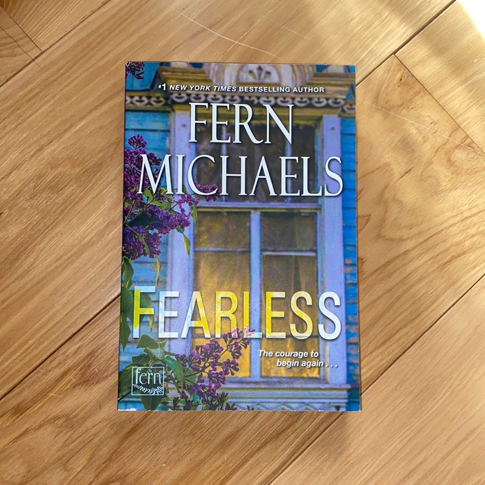 FERN MICHAELS, fearless book